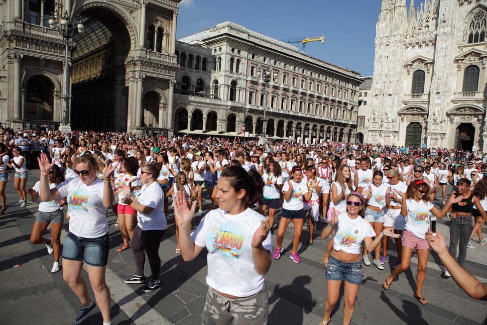 Veratour sceglie Flash Mob Milano per portare i Caraibi a Milano