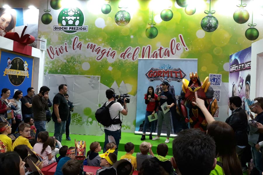 Creativi Digitali al lavoro: alcuni momenti del backstage del Gormiti Show, per la registrazione delle puntate speciali in YouTube Live presso lo stand di Giochi Preziosi e dal grande palco a G! come Giocare