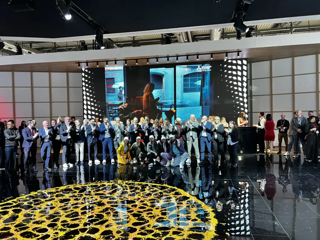 Crew e partecipanti dell’evento Mitsubishi Electric a MCE 2026